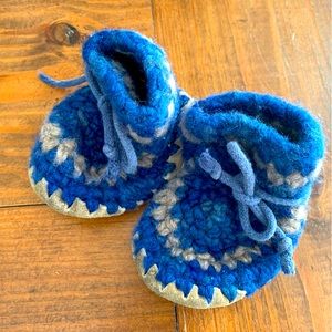 Padraig wool baby slippers